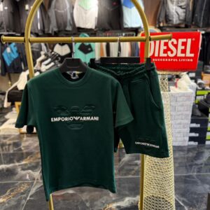 Kostum i Gjelber Armani