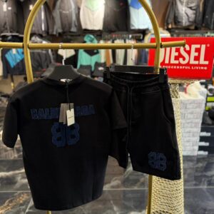 Balenciaga Kostum Veror